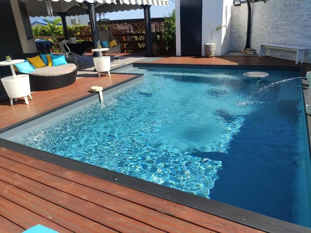Zannanna F1 De Charme Tout Equipe Le Moule Avec Piscine Ngoại thất bức ảnh